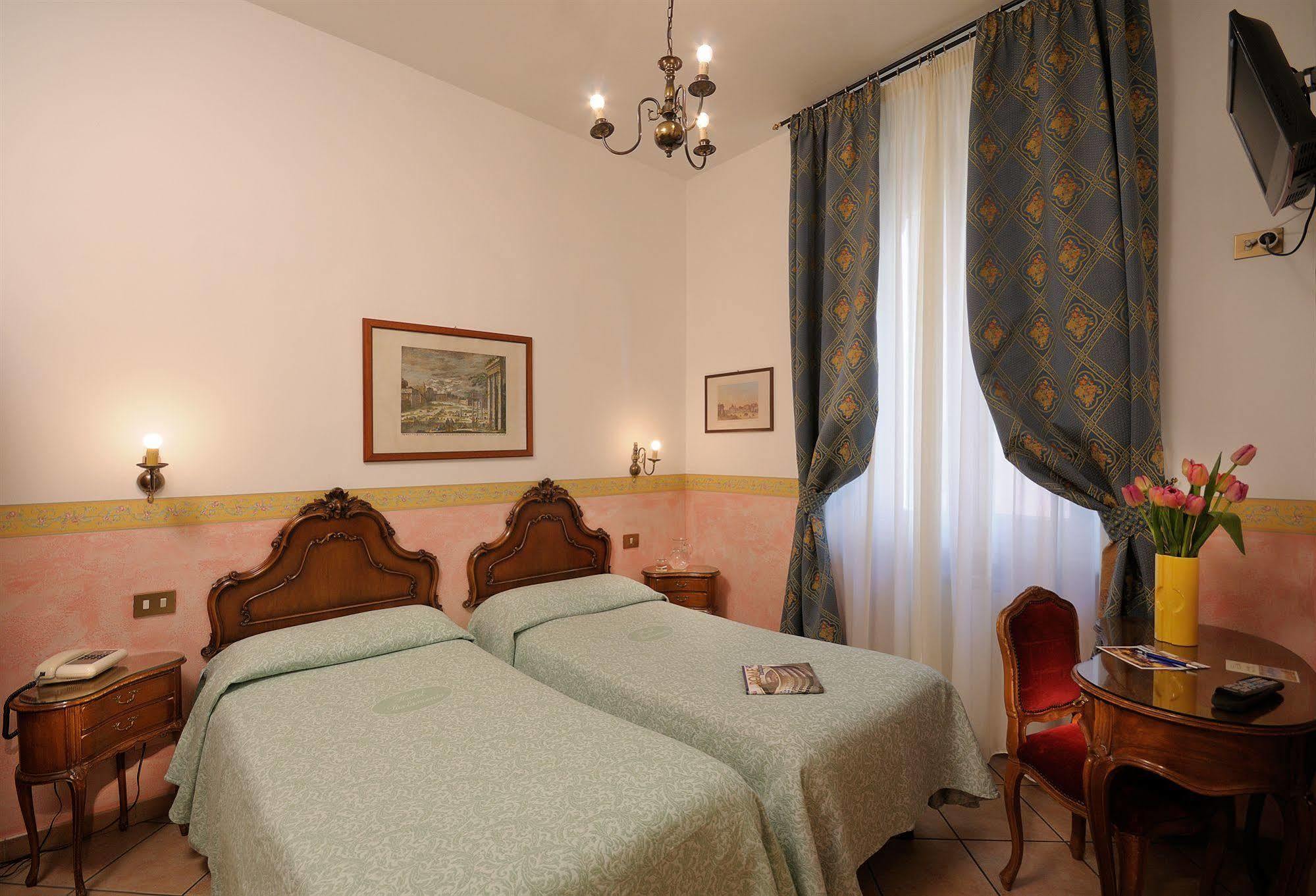 Parlamento Boutique Hotel Roma Exterior foto