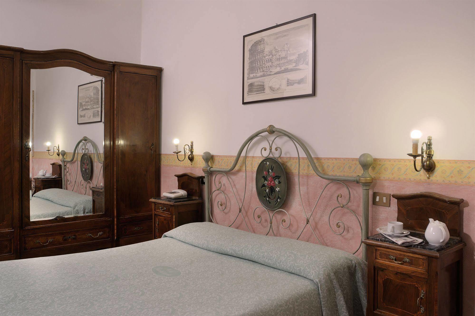Parlamento Boutique Hotel Roma Exterior foto